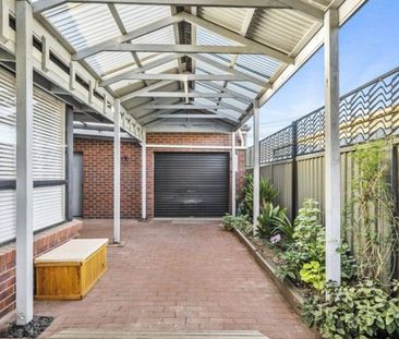 Large Family Home in Wendouree - Photo 1