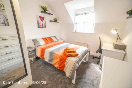 24, Manor Court - Photo 3