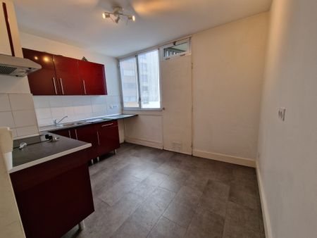 Location Appartement 2 pièces 50m² ANNEMASSE 74100 - Photo 3
