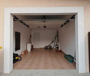 PIPERA, VILA, TERASA, GARAJ! - Photo 2