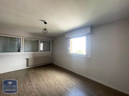 Location Appartement 1 pièce 43m² LILLE 59000 - Photo 5