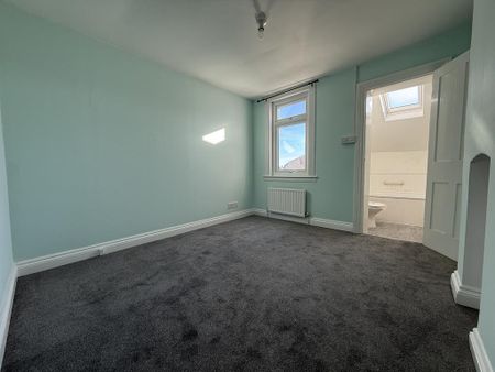 2 bedroom terraced house to rent - Photo 3