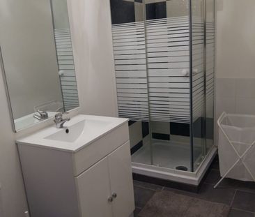 Location Appartement 1 pièce 23m² MARSEILLE 11ème - Photo 3