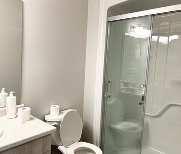 For Lease - 121 ALICIA Crescent, Thorold, Ontario - Photo 5