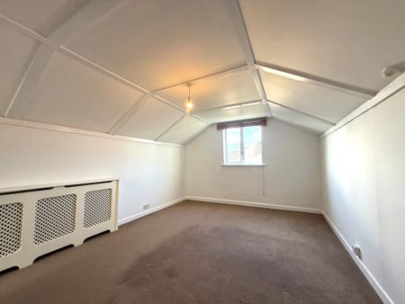 3 bed maisonette to rent in Cheriton Bishop, EX6 - Photo 2