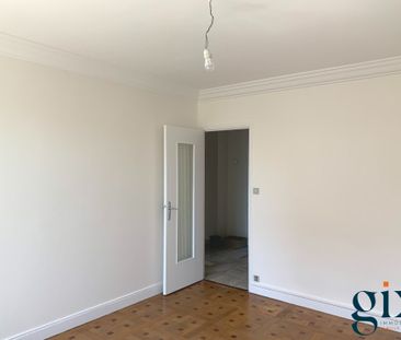 Location Appartement 2 pièces 45m² GRENOBLE 38000 - Photo 5