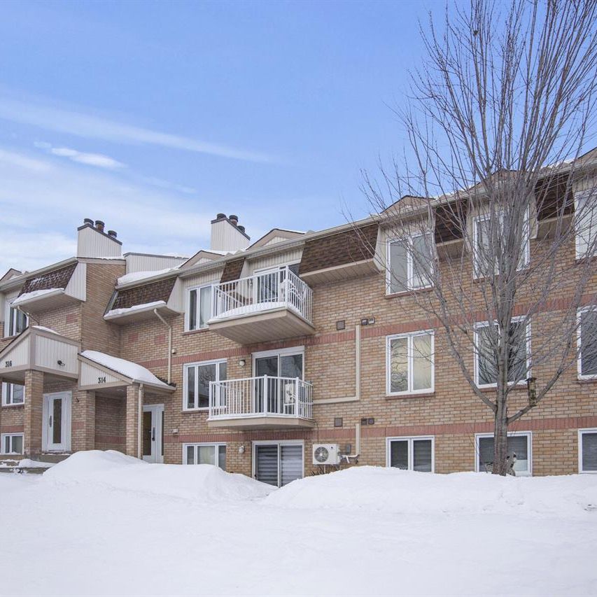 316-1 - 316 Boulevard De La Cité-des-Jeunes, Hull - Photo 1