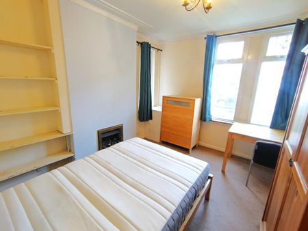 4 bedroom house to rent - Photo 4