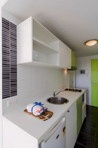 Medium Studio with Balcony - Photo 5