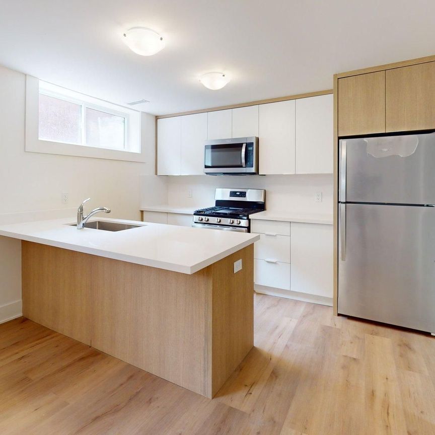 Description - Photo 1