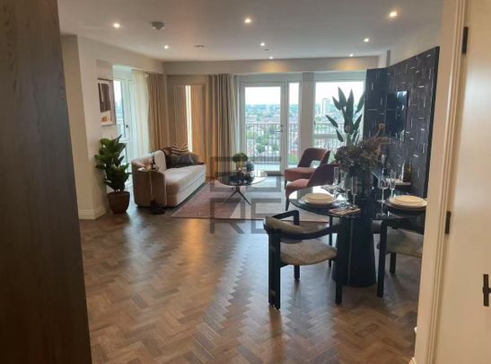 Botanist House, E16, London - Photo 1