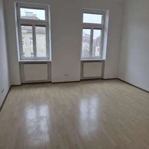 UNBEFRISTETE 3 Zimmer Altbauwohnung mit neuer Küche auf der Favoritenstraße! - Photo 2