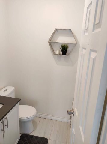 For Lease - 11 Trammell Lane, Brampton, Ontario - Photo 2