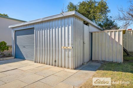 Drive Through Access to Powered Workshop - Photo 2