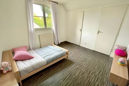Location Maison 7 pièces 166m² - Photo 4