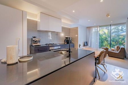 West End Apartment With 2 Bed 2 Bath 2 Carpark & 2 Storage - Photo 3