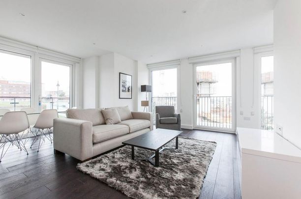3 bedroom flat to rent - Photo 1