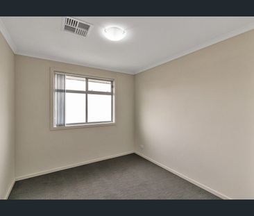 Exceptional Townhouse In Great Location! - Photo 4