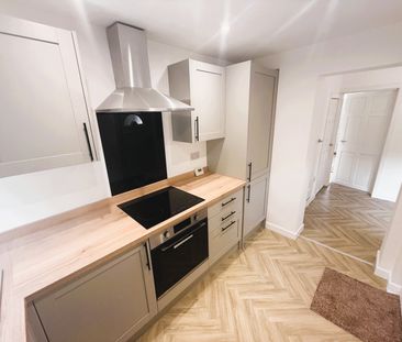 2 Bed End Terrace, Station Road, S35 - Photo 5