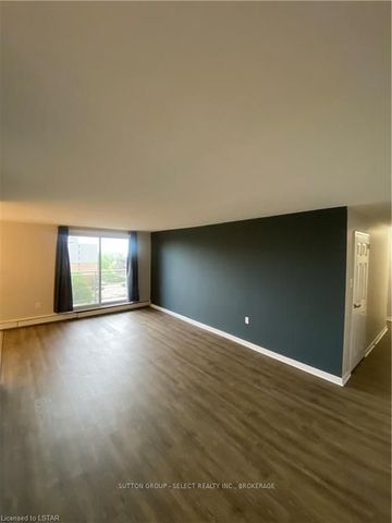 For Lease - 931 Wonderland Road Unit# 709, London South, Ontario - Photo 2