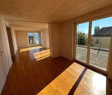 2.5-Zimmer Attikawohnung mit Seesicht / befristet bis 31.03.2027 - Photo 3