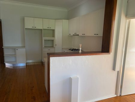 13 Cadell Street, Dubbo NSW 2830 - House For Rent | Domain - Photo 2