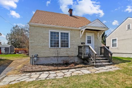 For Lease - 100 Harrold Place, Carlington - Central Park, Ontario - Photo 2