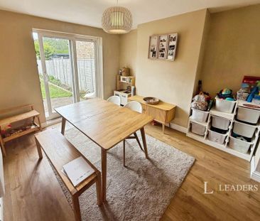 3 bedroom house to rent Lincoln Road, Peterborough, Cambridgeshire,... - Photo 4