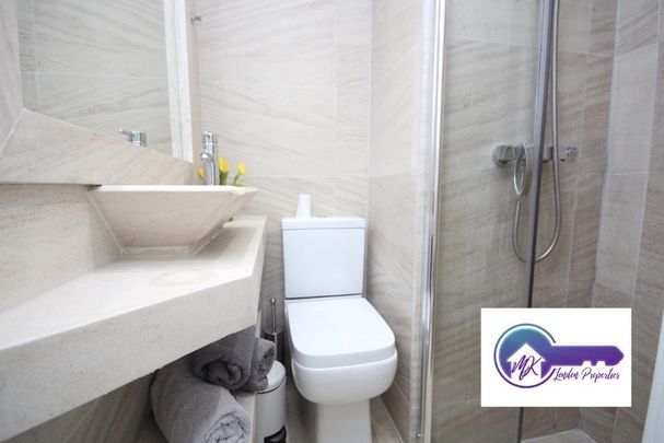 1 Bedroom Room in Flat Share To Rent - Photo 1