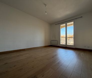 Location Appartement 3 pièces 54m² GRENOBLE 38000 - Photo 2