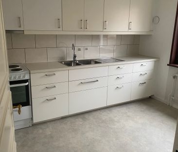 Heljestrandsgatan, Eskilstuna - Photo 2