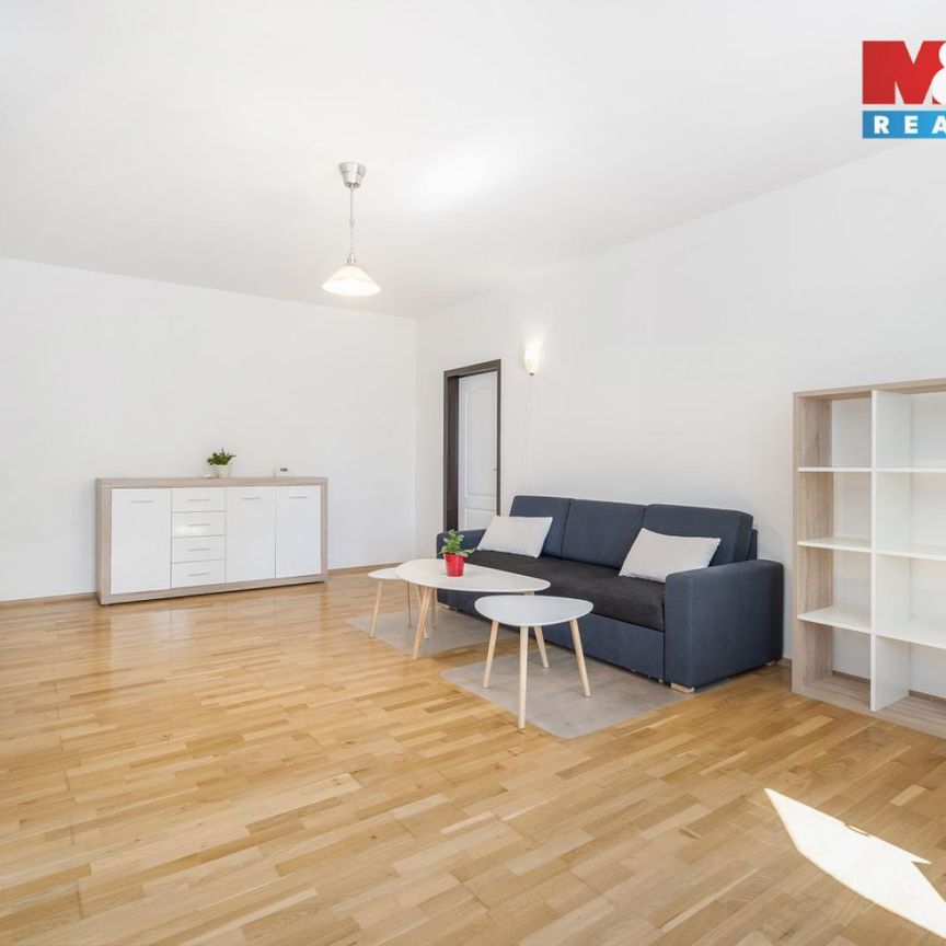 Pronájem bytu 2+1 67 m², Jizerská 914, Kosmonosy - Photo 1