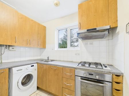 Sunbury Road, Feltham,TW13 - Photo 4