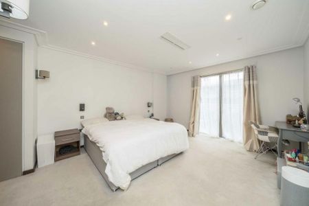 3 bedroom flat to rent - Photo 2