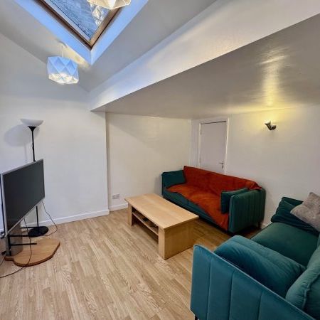 **£115 pppw** Devonshire Promenade, Lenton, Property for rent - Photo 1