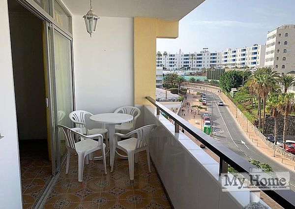 Two-bedroom apartment near the beach