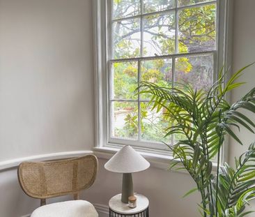 3 Bed Terraced House, Balls Pond Road, N1 - Photo 2