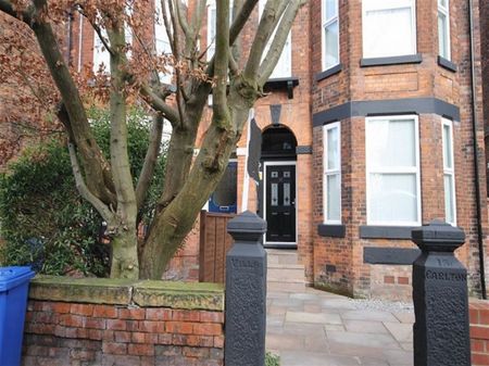 Central Road, Didsbury - Photo 5