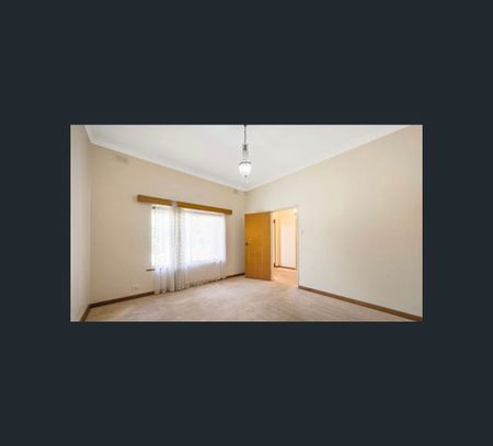 54 Percy Street, Prospect, SA 5082 - Photo 2
