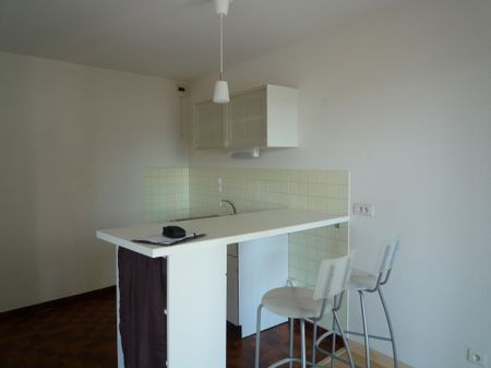 Appartement à louer 2 pièces - Photo 2