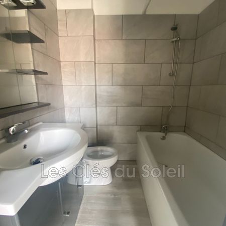 Location appartement studio 19 m² Toulon - Photo 4