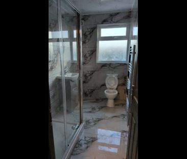 Room in a Shared House, Essex Road, IG11 - Photo 1