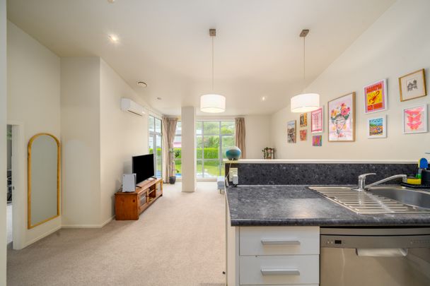 1/20 Main Road, Tawa - Photo 1