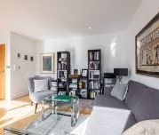 1 bedroom flat to rent - Photo 6