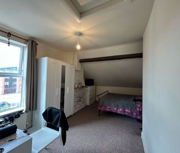 Park Road, Carlton, NG4 3DE, Nottingham - Photo 2