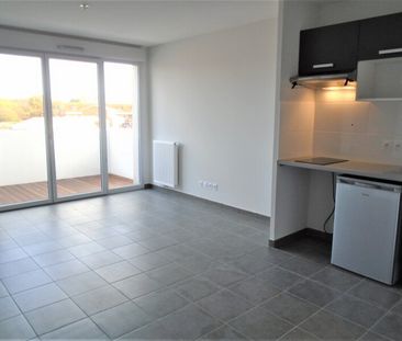 Location Appartement 2 pièces 41m² ST ANDRE DE CUBZAC 33240 - Photo 6