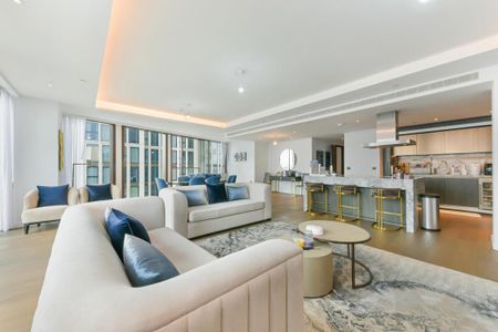 3 bedroom flat to rent - Photo 2