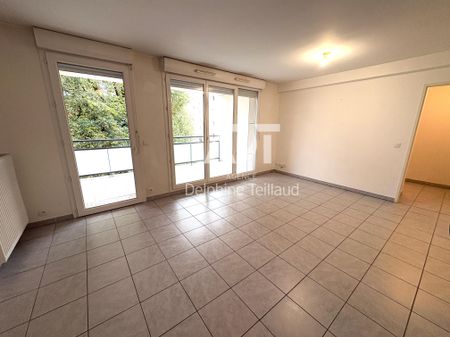 Location Appartement 3 pièces 64m² GRENOBLE 38100 - Photo 2