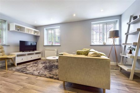 1 bedroom detached house to rent - Photo 3