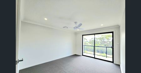 Brand NEW Five Bedroom Family Residence in North Kellyville Oasis - Photo 5